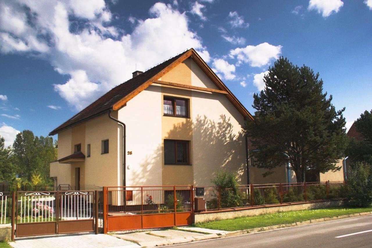 Apartments Iris Liptovský Mikuláš Exterior foto
